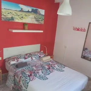 https://tourist-house-santa-cruz.adeje-hotels.com
